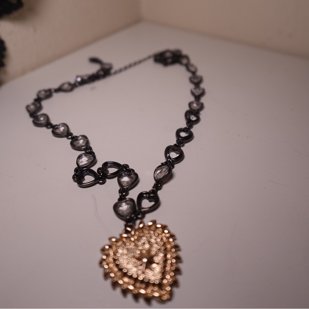 Elegant Heart Pendant Necklace